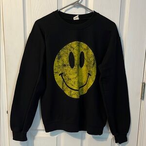 Altar’s state crewneck